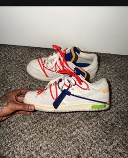 OFF WHITE NIKE DUNKS