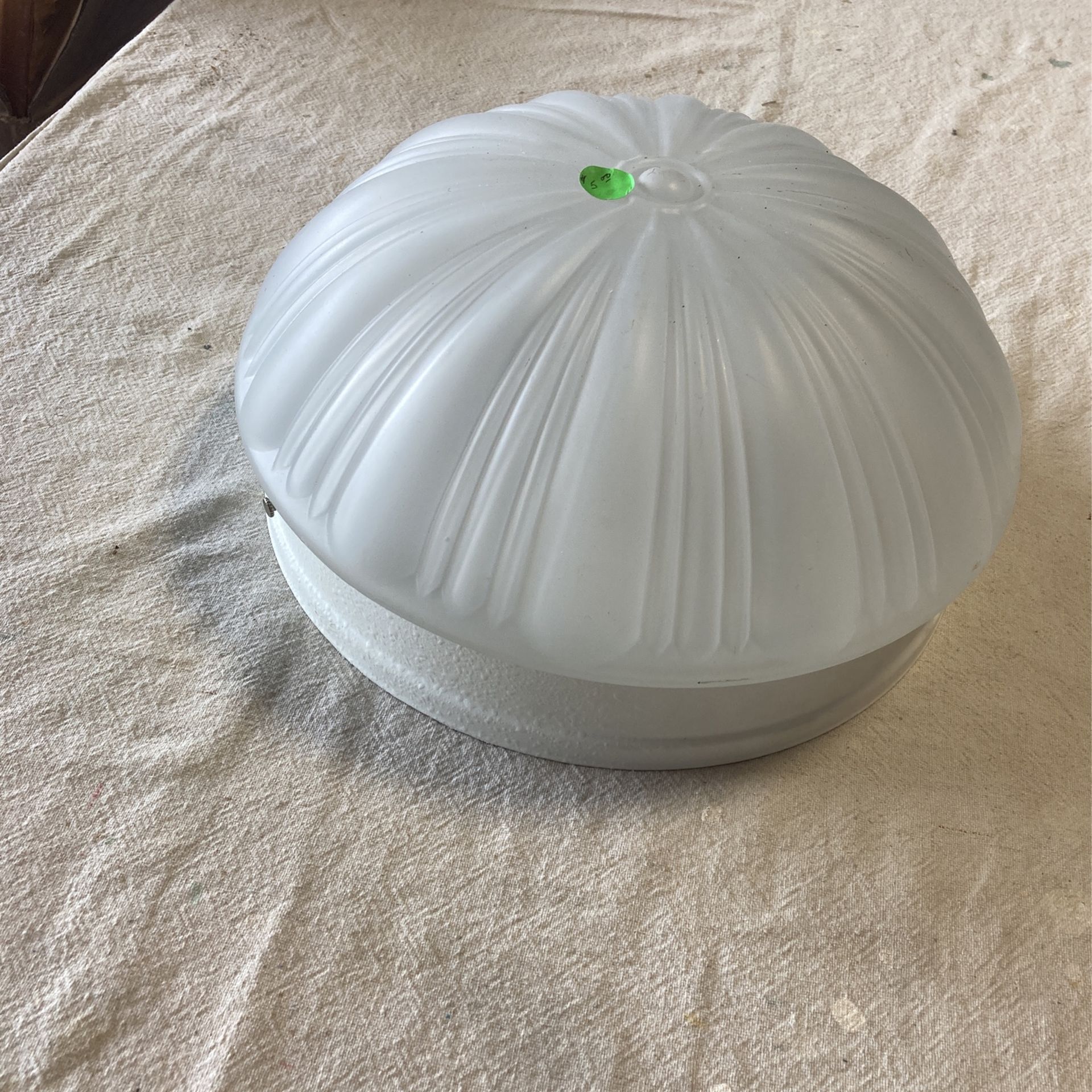Celling Light Fixture $5.00