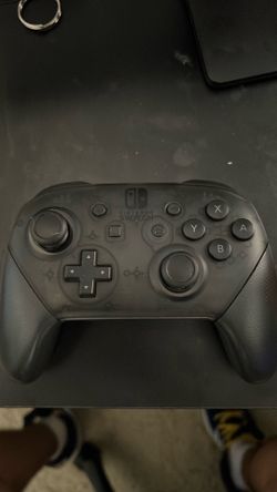 Nintendo Switch Pro Controller - Used (read description)