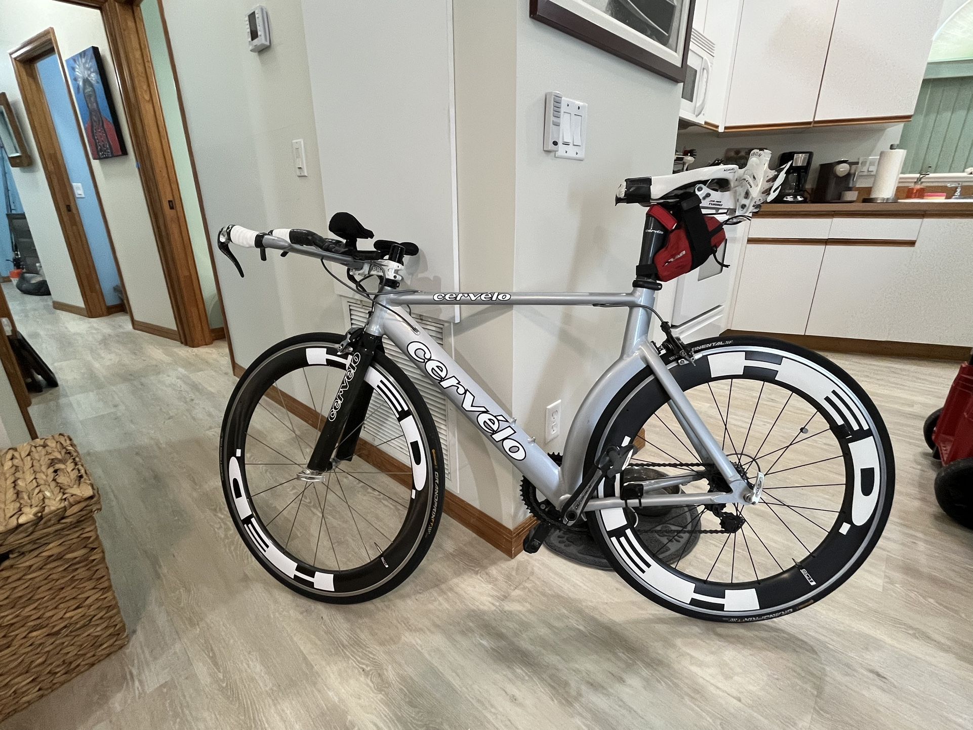 Cervelo P3 TT/Triathlon Road Racing Bike