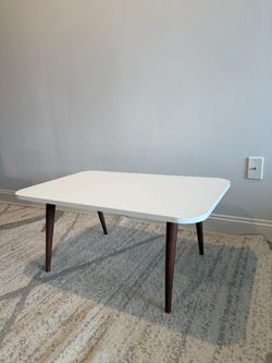 White Mid-Century Modern Coffee Table – Dark Wood Legs – Excellent Condition