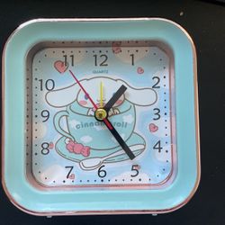 Cinnamon roll Alarm Clock Hello Kitty And Friends 