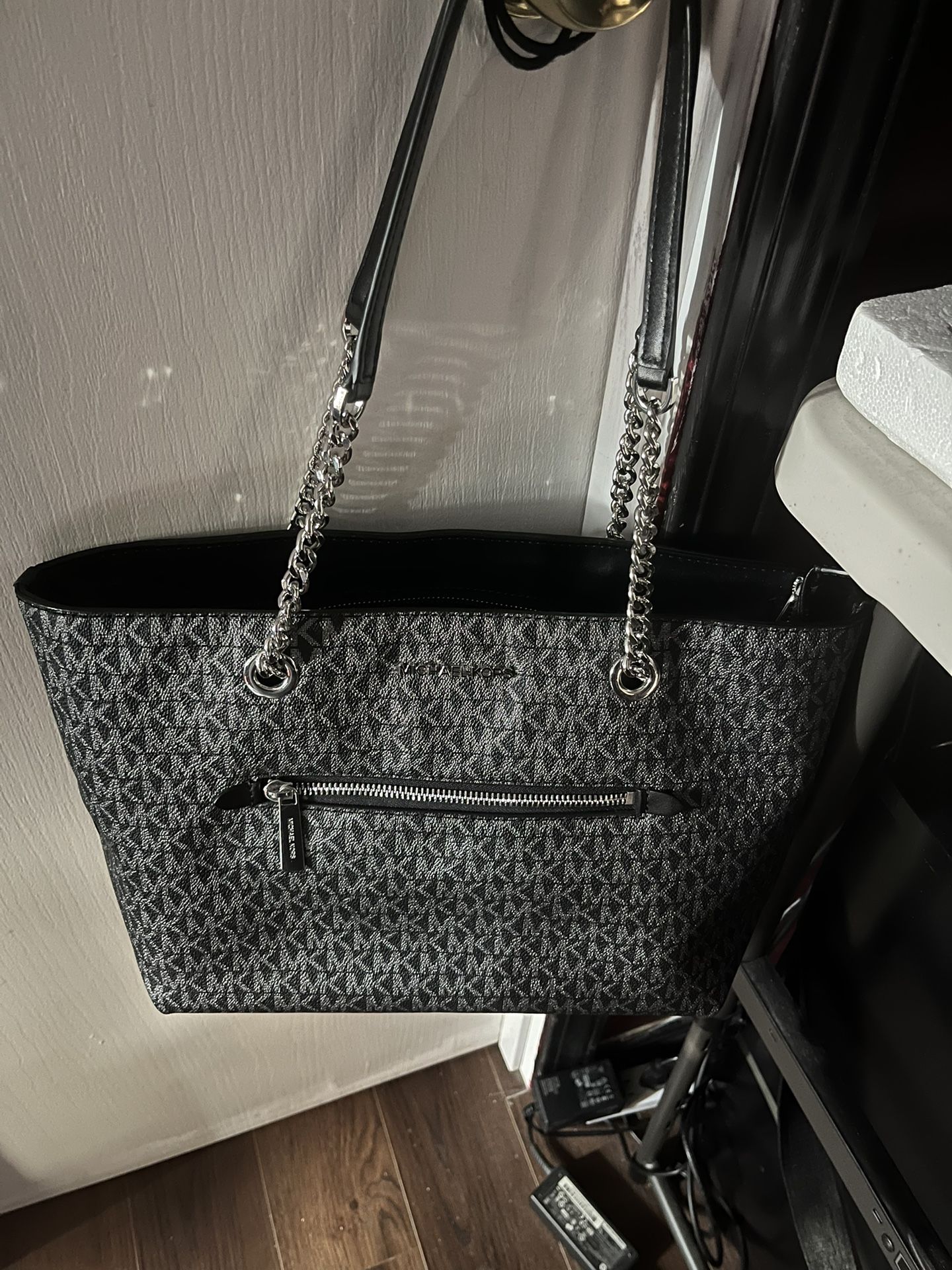 Michael Kors Medium Tote Purse