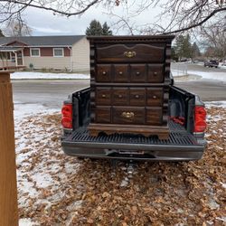 Bedroom Furniture Set