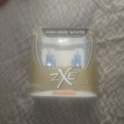 ZXE GOLD SYLVANIA SILVERSTAR HIGH END WHITE HEADLIGHTS
