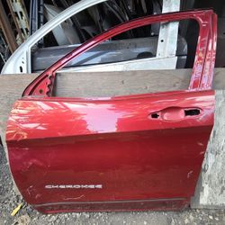 2014 To 2022 JEEP CHEROKEE LATITUDE SPORT LEFT FRONT DRIVER DOOR
