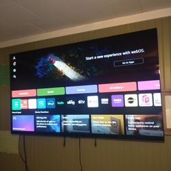 LG - 65" Class C4 Series OLED evo 4K UHD Smart webOS TV 