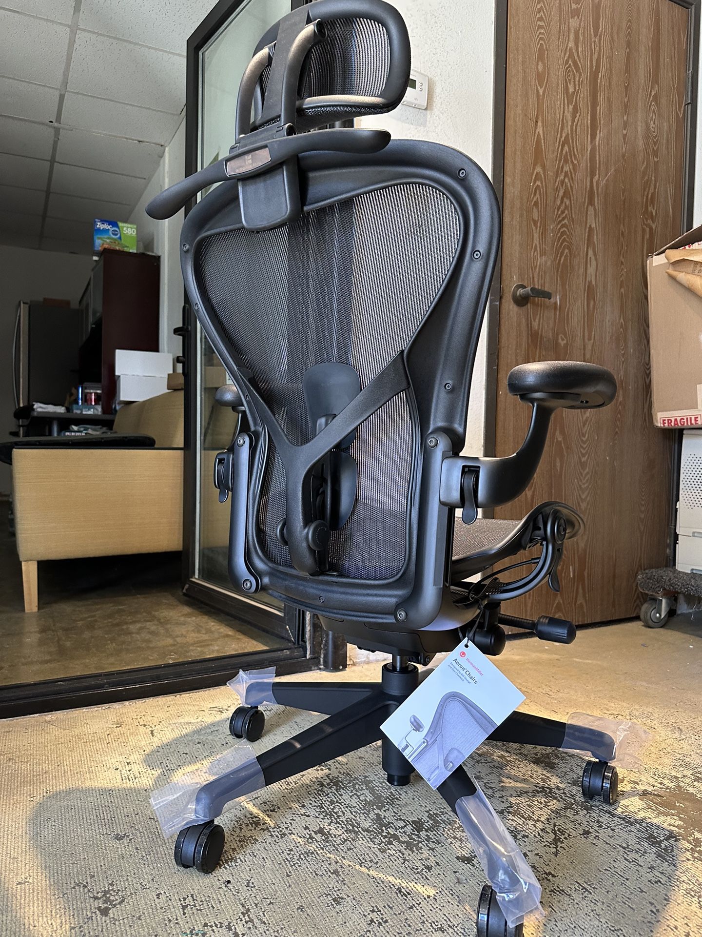 Herman Miller Mirra Vs Steelcase Leap Guarantee Lowest Price Brand New Onyx Remastered Aeron Office Chairs