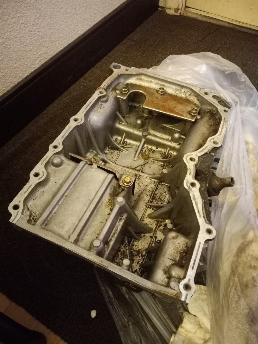 2004 Mazda 3 Oil Pan