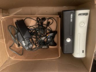 2 xbox 360 bundle and COD, GTA, Dead Space games
