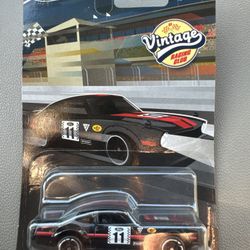 Black Custom Ford Maverick Vintage Racing Club Hot Wheels 1:64 Diecast