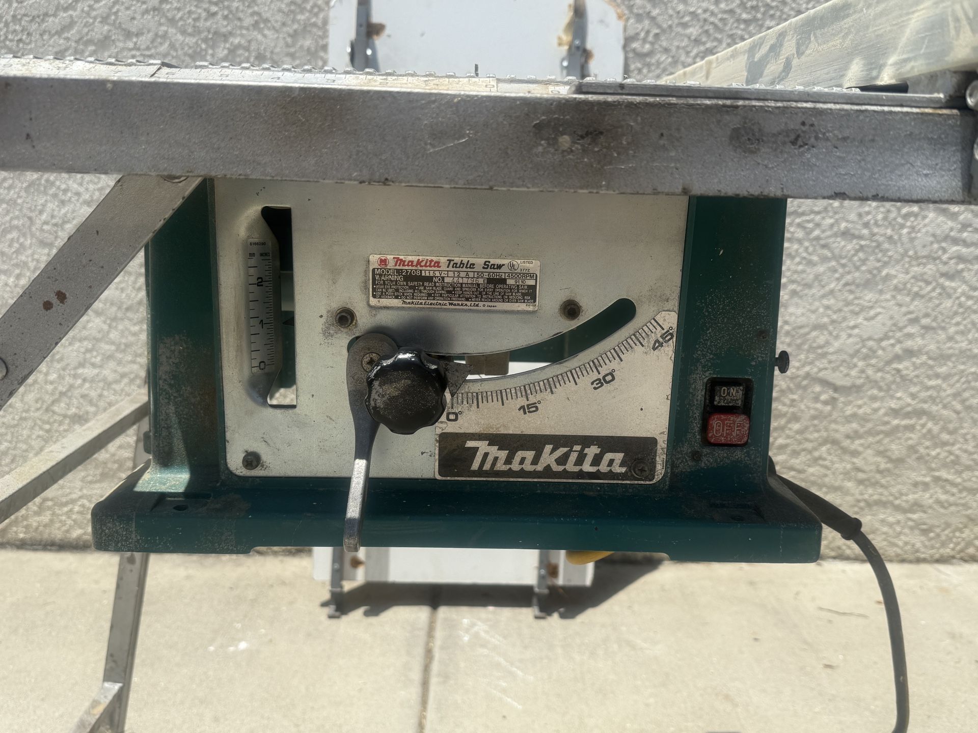 Makita Table Saw