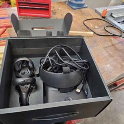 Oculus Rift S VR Headset – Works Great (PC VR Ready) 