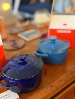 Le Creuset Stoneware Mini Round Cocotte - Set of 2