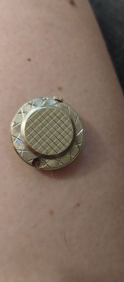 Vintage Belova watch found.