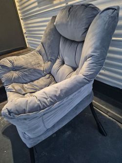 $38 the perfect Grey couch