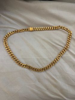 Gucci Interlocking Necklace