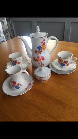 Girl’s Tea Set