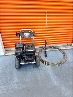 Simpson Pro Series with AAA Triplex Pump 4000-PSI 3.5-GPM Cold Water Gas Pressure washer with 5 Spr...