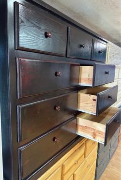 9 drawer pine
