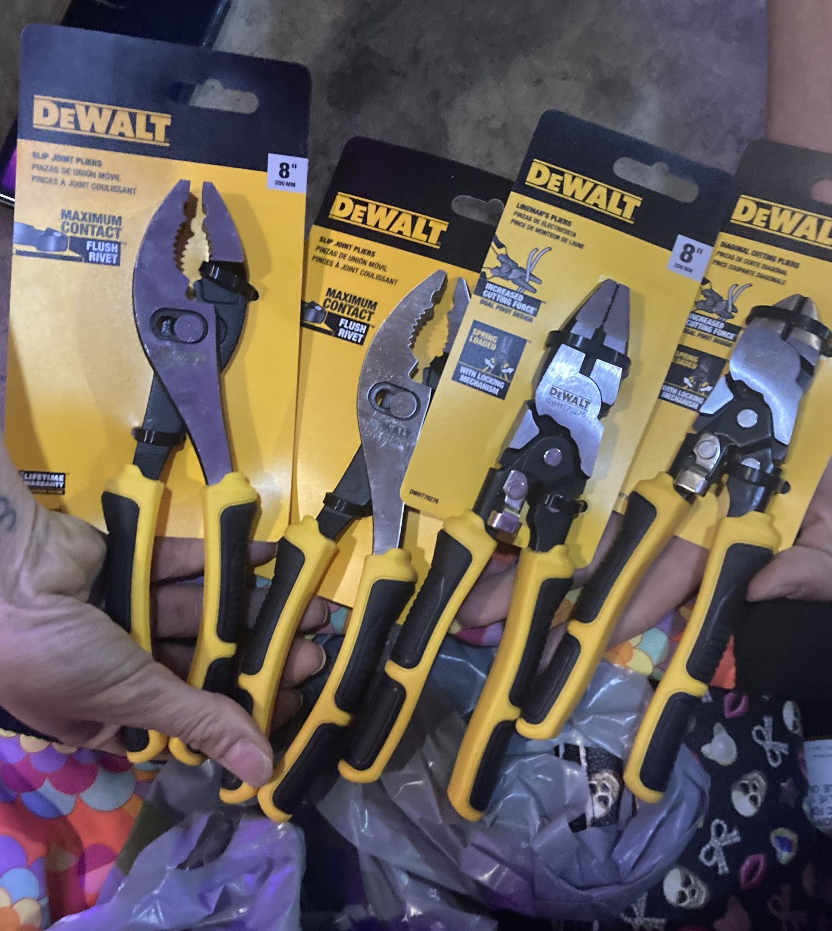 Dewalt Pliers 