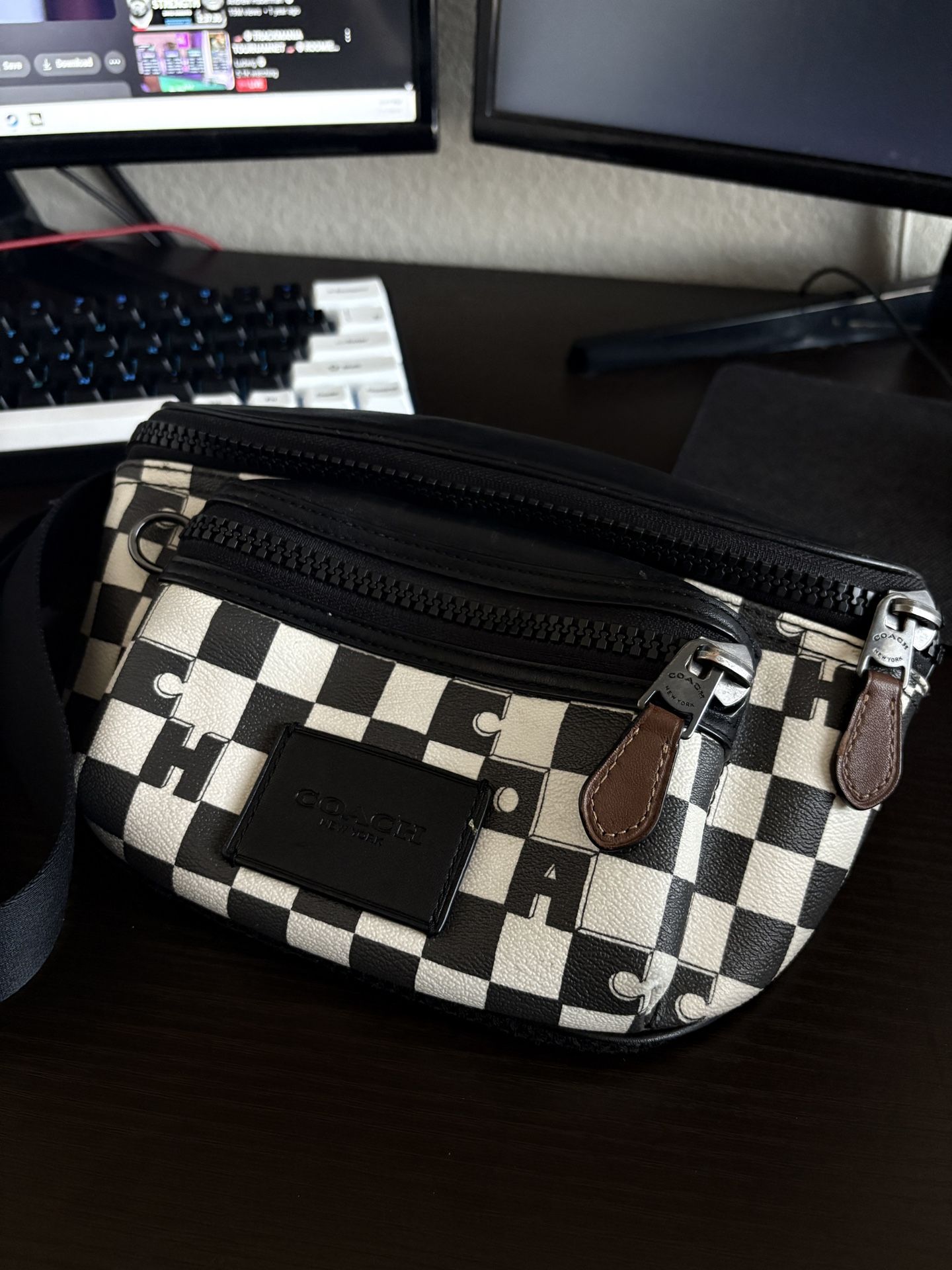 Coach Crossbody Bag Great Condition