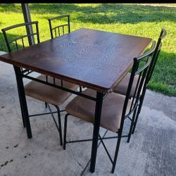 Metal Frame Perfect Size Table And Chairs 