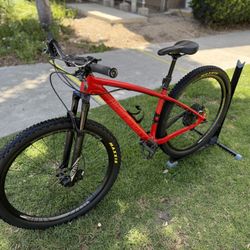 2017 Diamondback Overdrive Carbon - Super Light & Fast!
