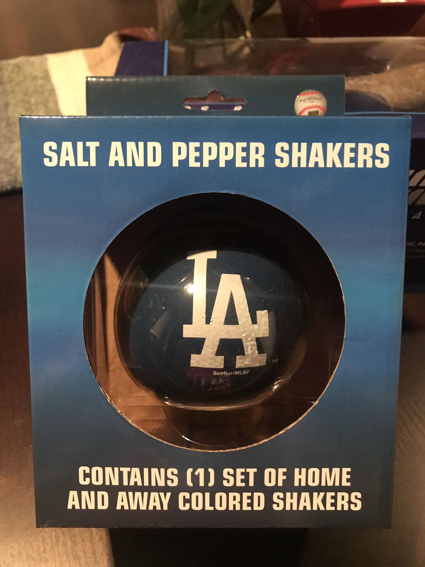 Los Angeles Dodgers Baseball Salt & Pepper Shakers, Set $15