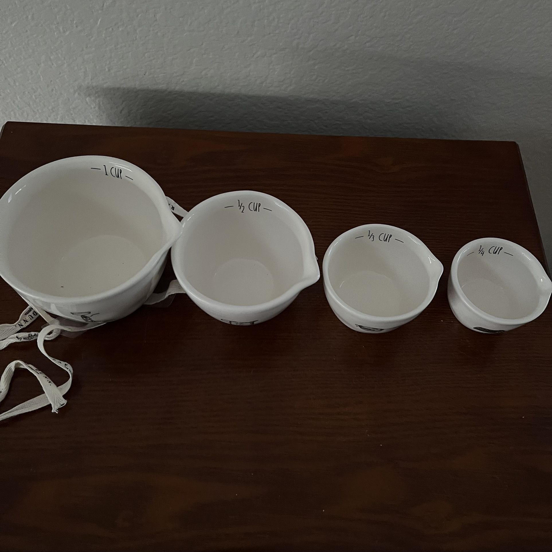 Matte Rae Dunn Measuring Cups. for Sale in Oak Glen, CA - OfferUp