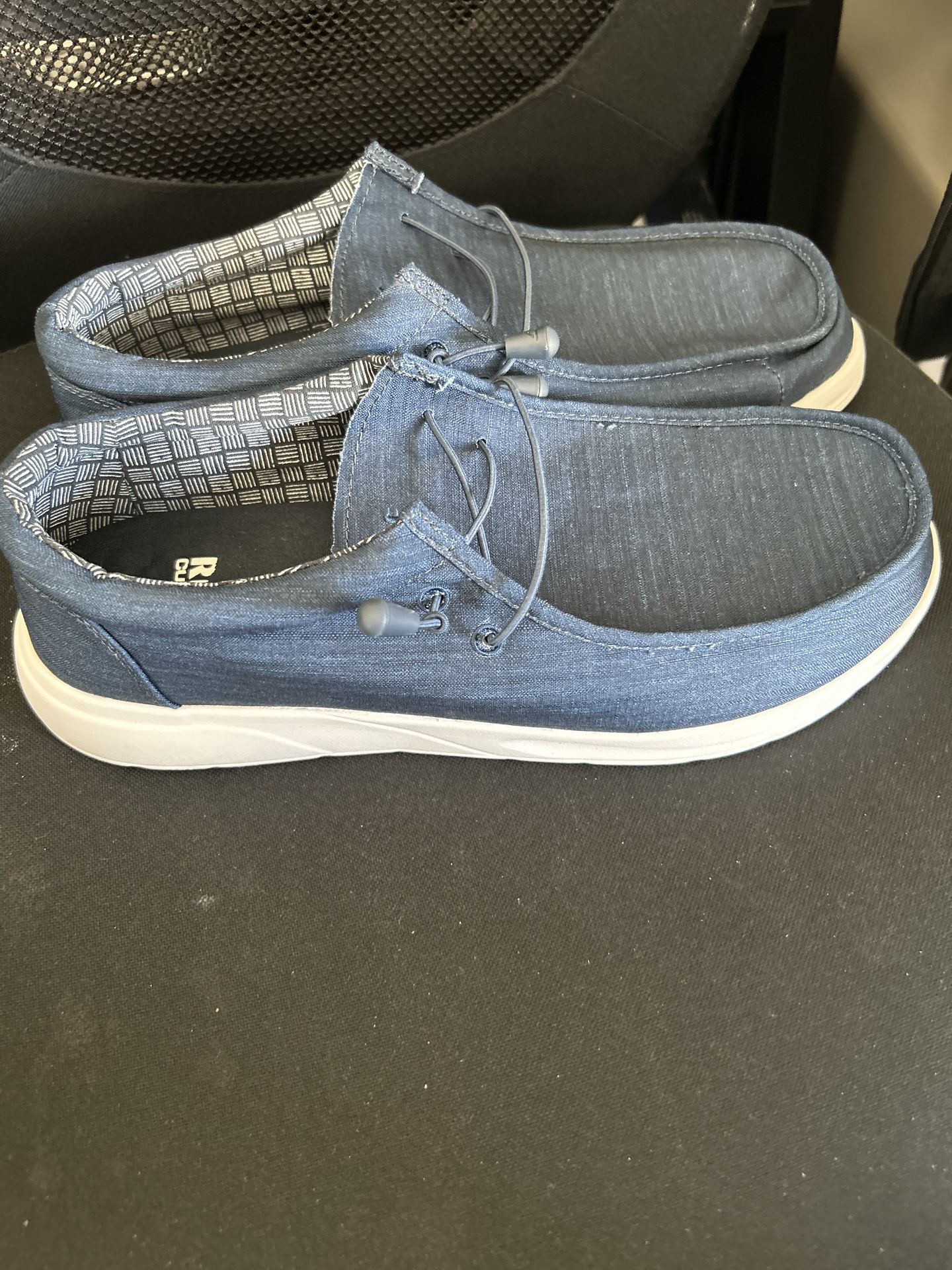 Brand new men’s size 12 shoes 👟 $20 cash only pickup only In Menifee