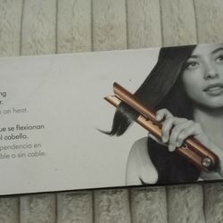 Brand New Never Been Used Dyson Corrale! 