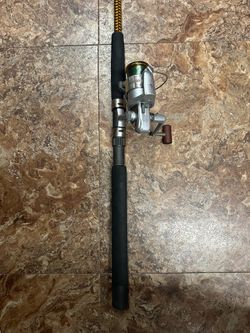 Fishing Gear . Shakespeare Rod / Shimano Reel