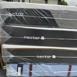 Nectar Mattress.       Nectar Premier Queen Size  - 13" Memory Foam Mattress   Brand New Mattress