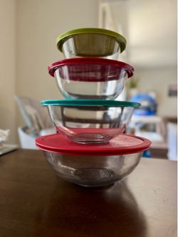 Pyrex Glass Bowls