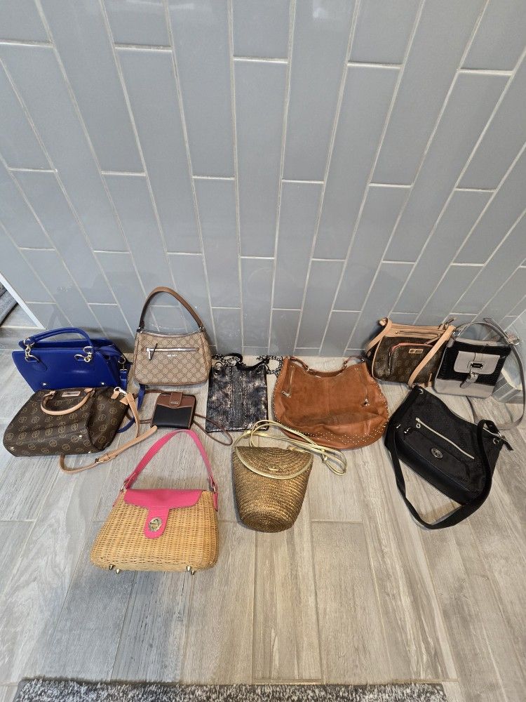 Purses Each For $5.00