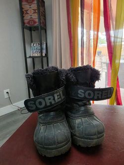 Sorel boots size 7c
