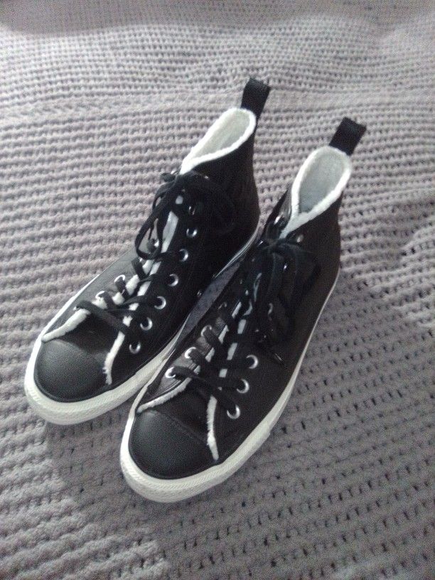 New And Unused CONVERSE ALL-STARS BLACK leather And White Faux Fur