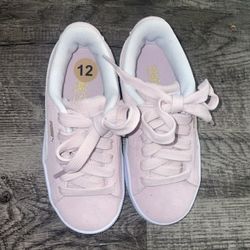Little Girls Pumas Size 12 