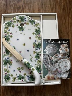 Porcelain Cheese Board Set by Andrea Sadek (+ Free Mugs)
