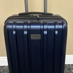 Ricardo Beverly Hills 20 Inch Carry On Luggage 