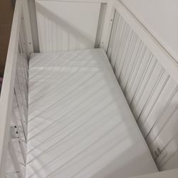 Baby Crib For Sale