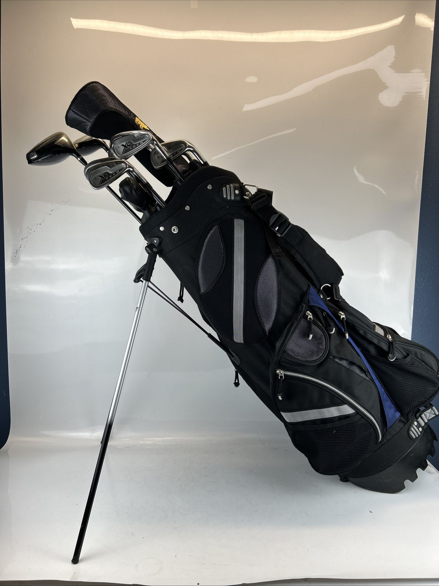Golden Bear Tech XS Part Golf Club Set–Irons 4-6,8-9, 3 Woods, SW, Putter W/ Bag