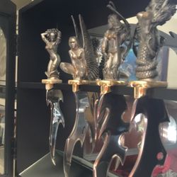 Vintage Boris Vallejo Fantasy Knife Dagger Collection In Mirrored Wood Wall Hanging Case 