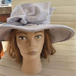 Vintage Hat Women Tea Elegant Hat By Studio B made In China Used Good Condition 