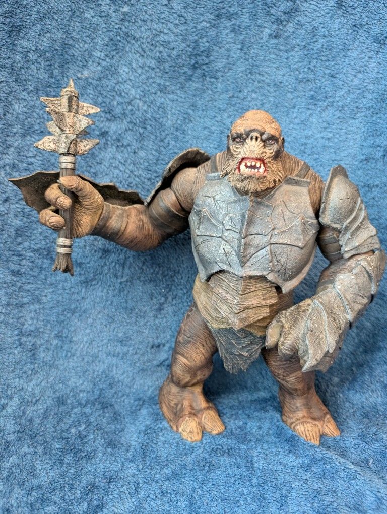 TOY BIZ Lord of the Rings LOTR Deluxe Poseable Battle Troll 10" Figure 2004