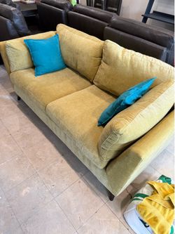 Love seat