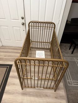 Baby Crib NEW CONDITION