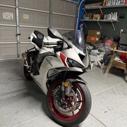 2025 Kawasaki Zx6r Abs