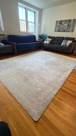 Like New SAFAVIEH Area Rug 8x10 - Vision Collection - Large - Creme, Modern Ombre Tonal Chic Design, Non-Shed
